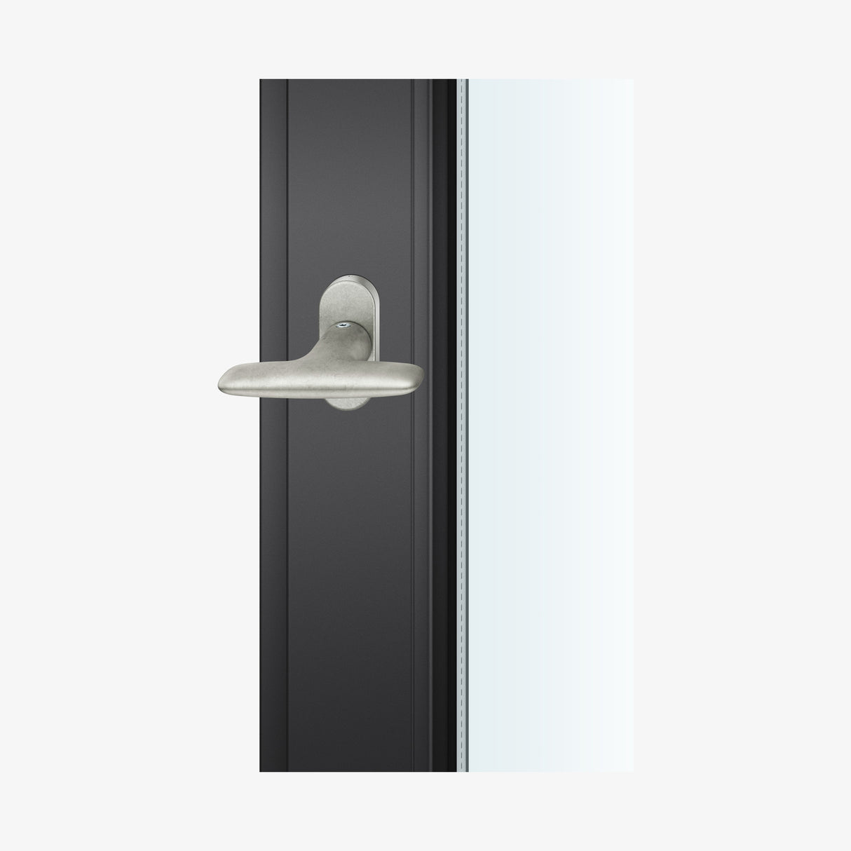 FSB 3456 Fensterolive in Aluminium Pure 0013, auf dunklem Fensterrahmen.