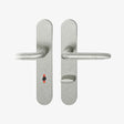 FSB 1292 WC-Garnitur von Foster + Partners mit ovalem Langschild in Aluminium Pure 0013, freigestellte Produktansicht.